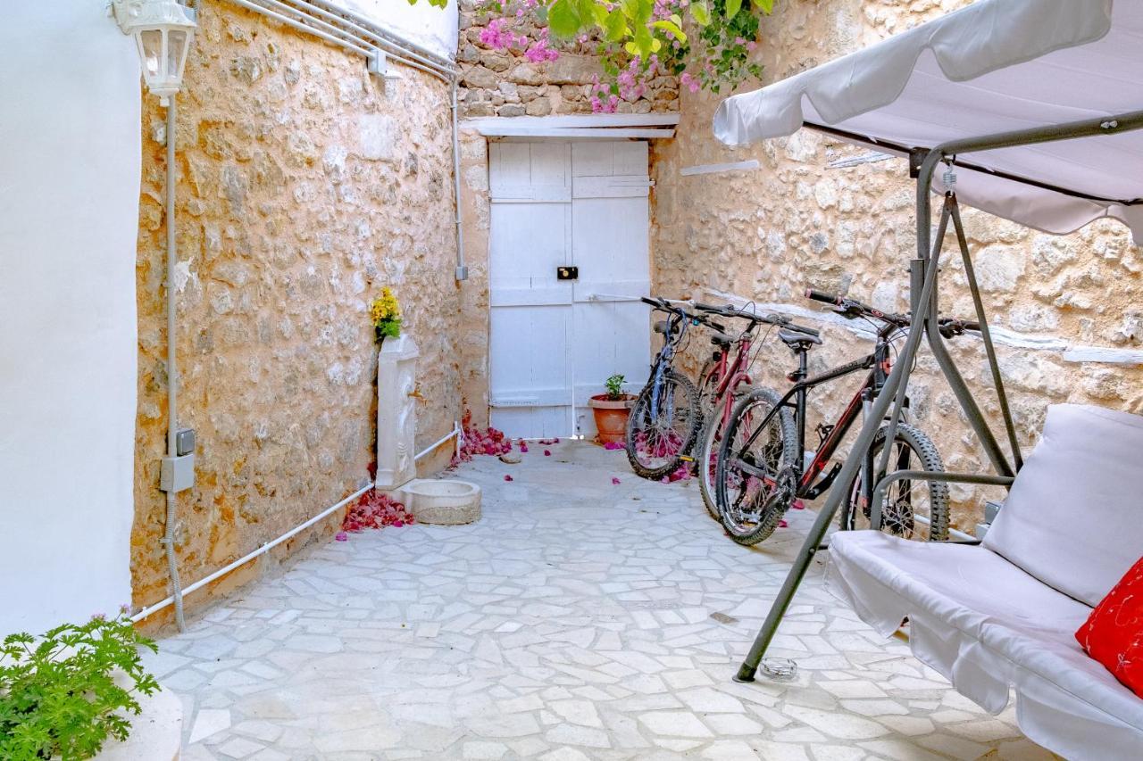 The Venetian Walls 'Central House With Private Courtyard - Charmy & Cheap' Heraklion  Exterior photo