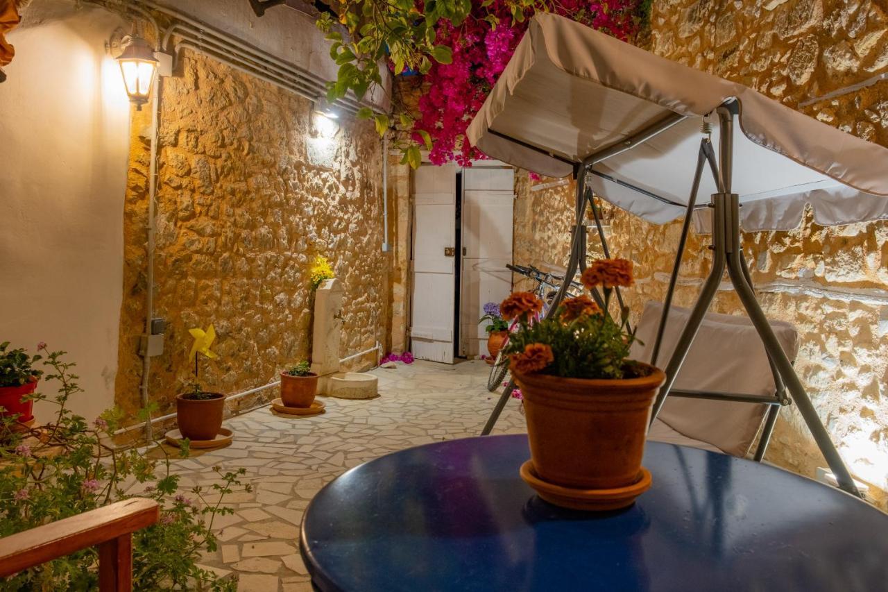 The Venetian Walls 'Central House With Private Courtyard - Charmy & Cheap' Heraklion  Exterior photo